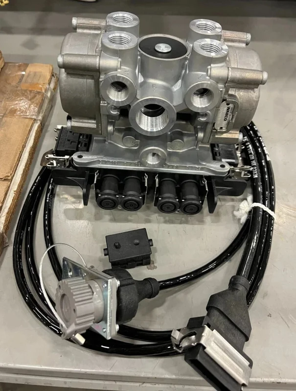 advancedtruckparts-13897848