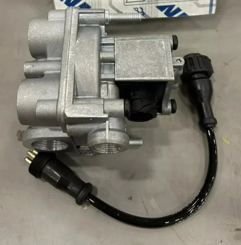 advancedtruckparts-13897998